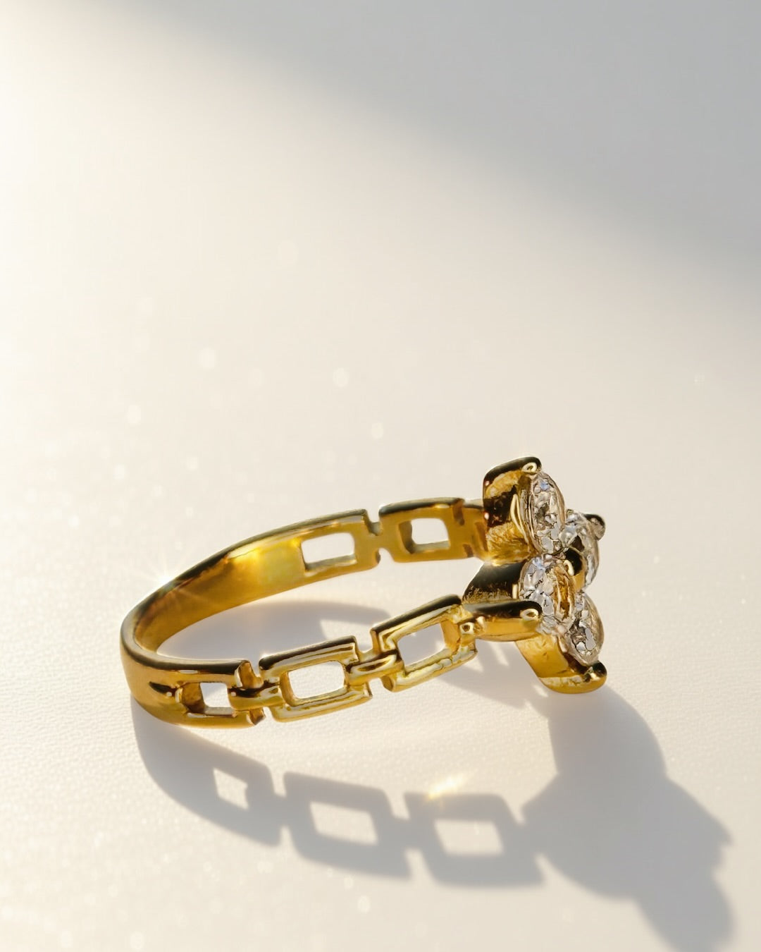 White Starlit Blossom Ring -18K Gold Plated Stainless Steel (Waterproof, Non-Tarnish)