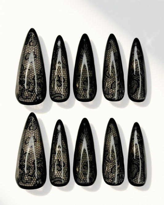 Black Lace | Press-On Nails