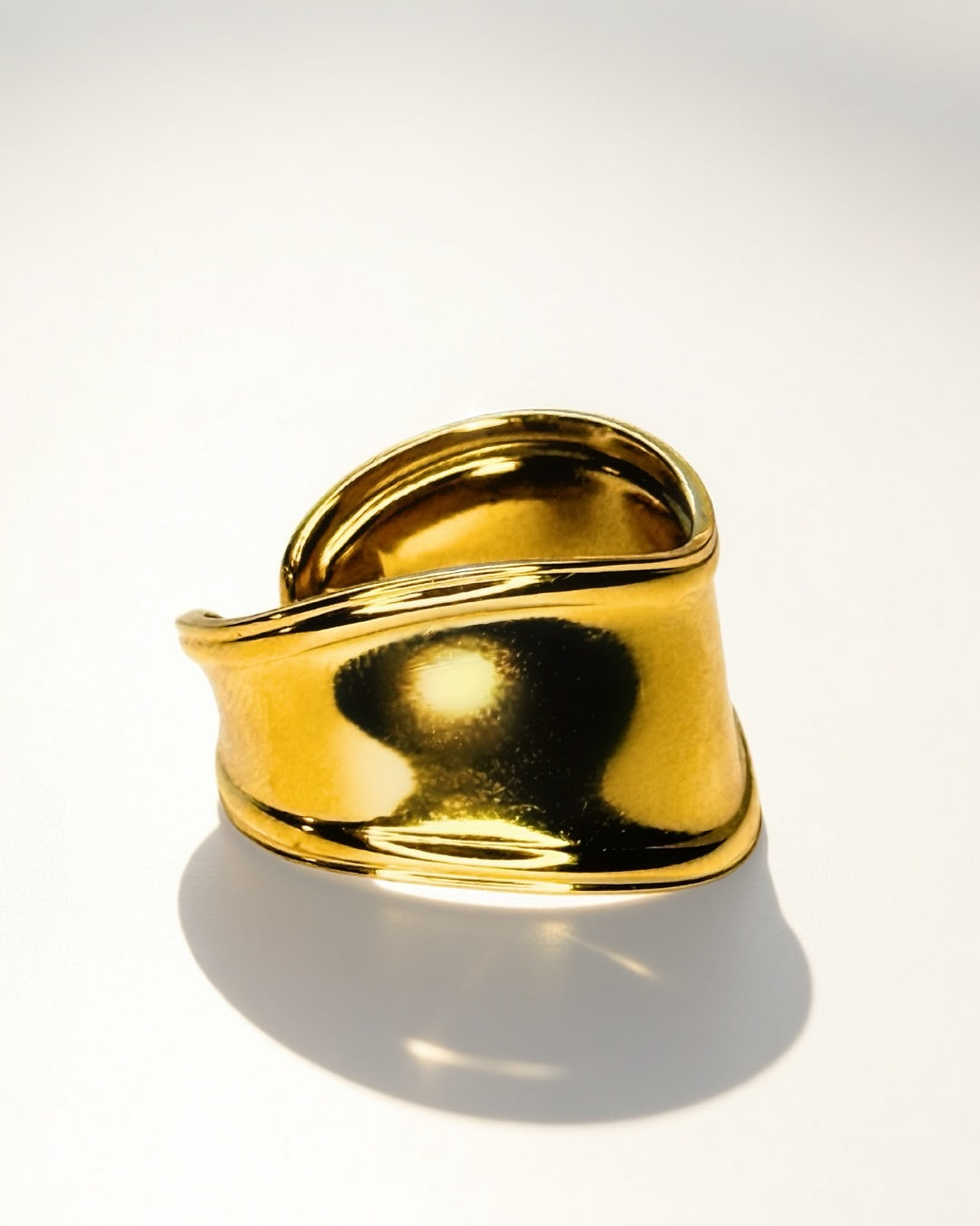 Molten Tide Ring -18K Gold Plated Stainless Steel (Waterproof, Non-Tarnish)